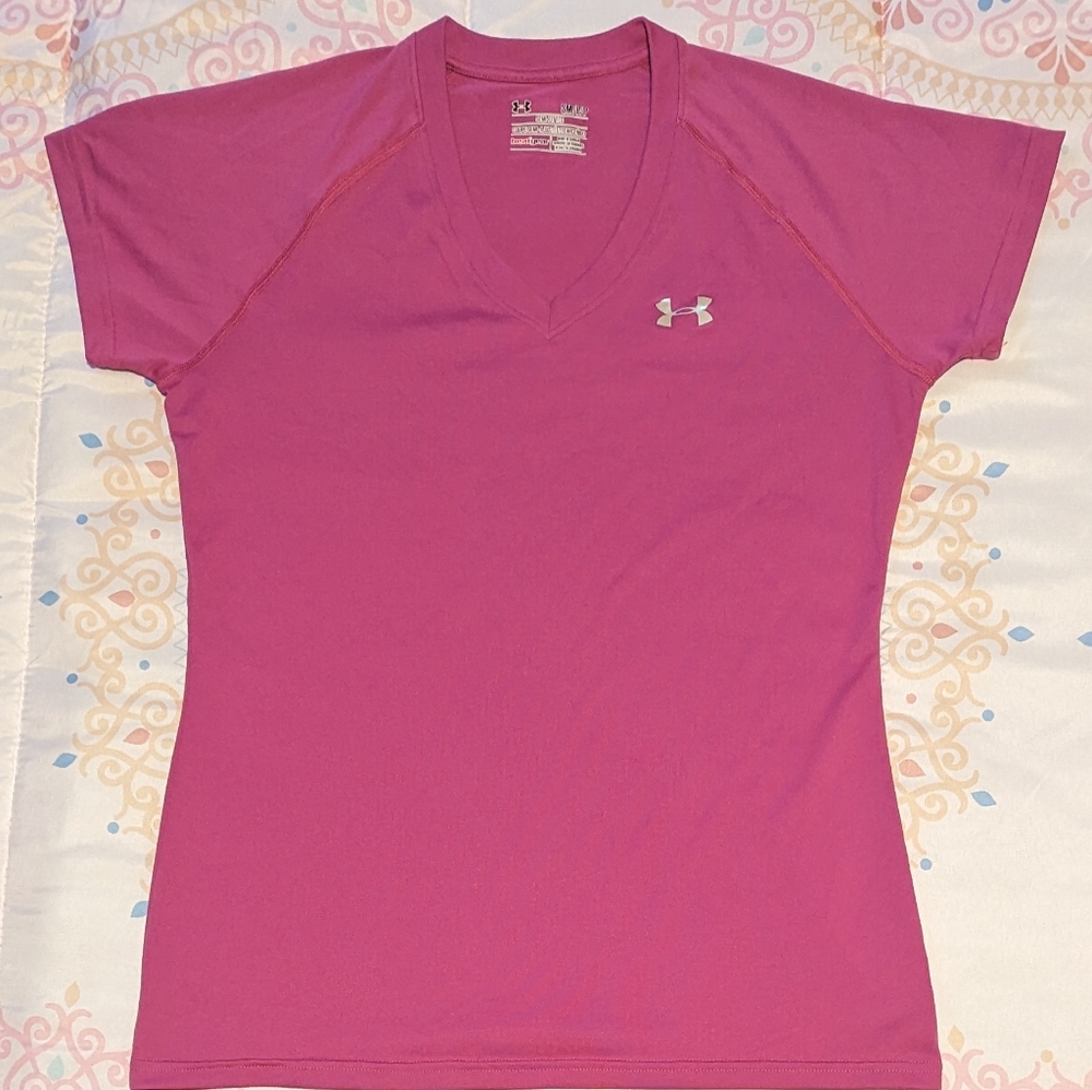 🎉BOGO FREE🎉 Under Armour Heat Gear Semi-Fitted Tee
